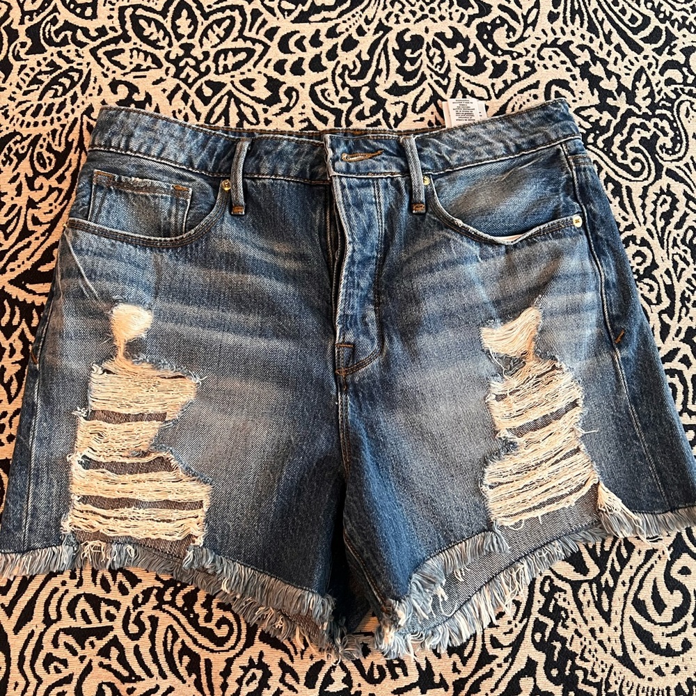 Good American jean shorts
